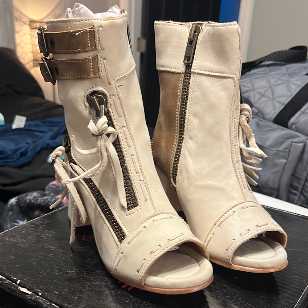 Freebird by Steven zombi